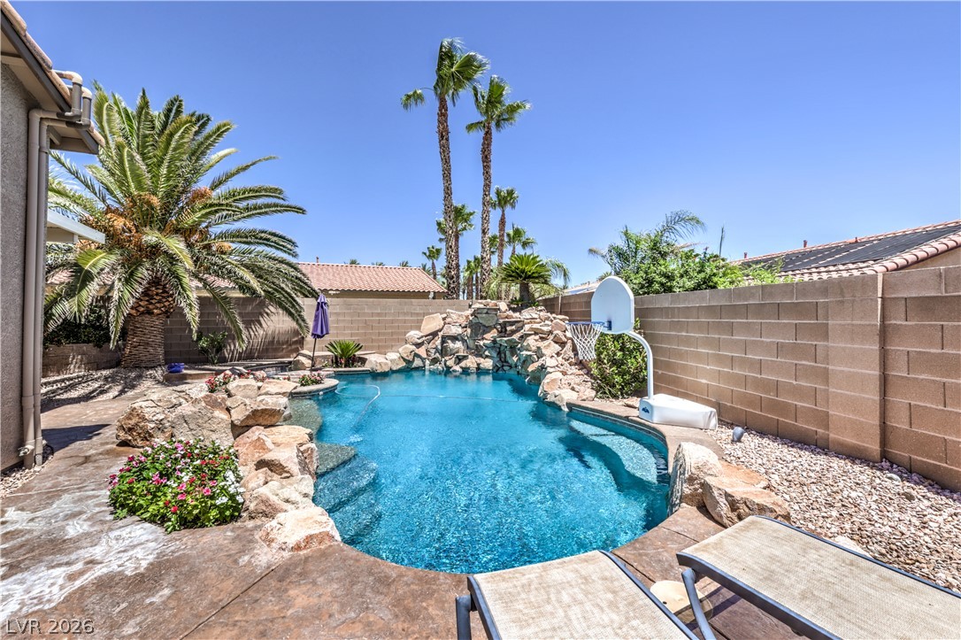 7166 Frontier Hills Avenue Las Vegas NV 89113