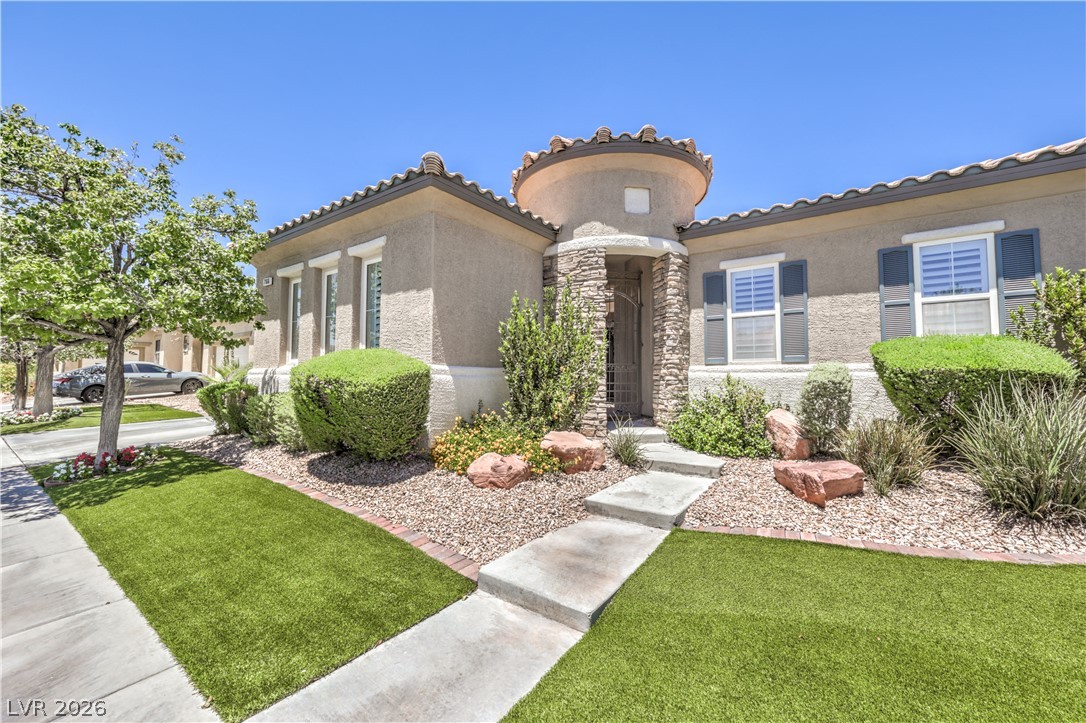 7166 Frontier Hills Avenue Las Vegas NV 89113