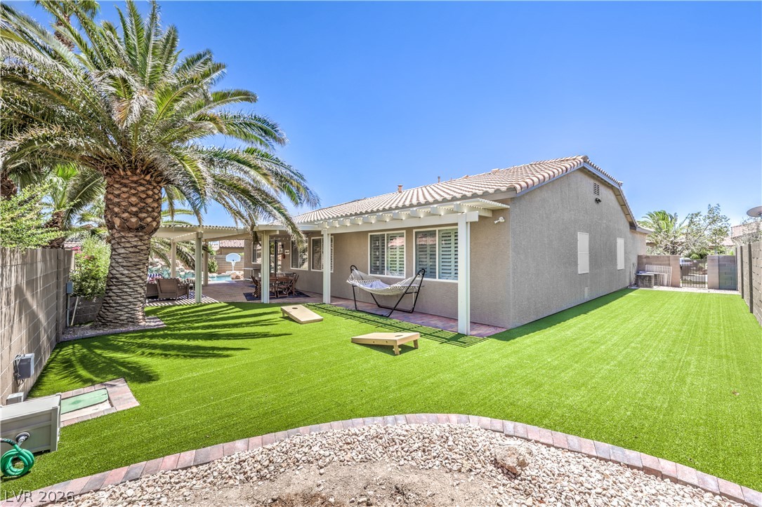 7166 Frontier Hills Avenue Las Vegas NV 89113