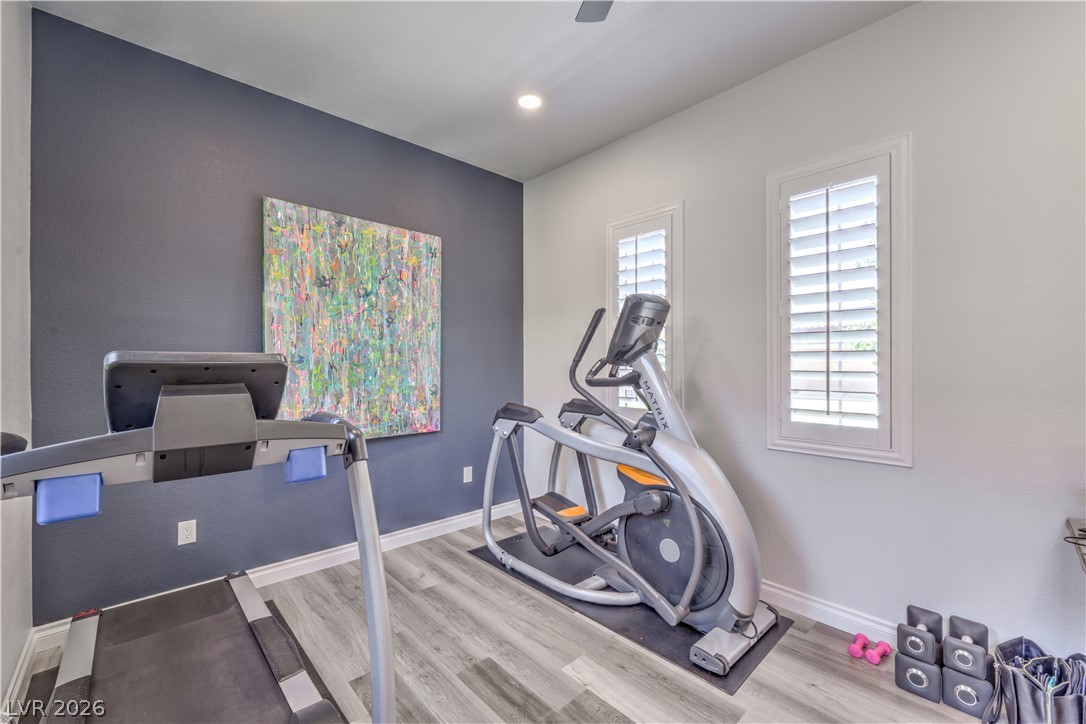 7166 Frontier Hills Avenue Las Vegas NV 89113