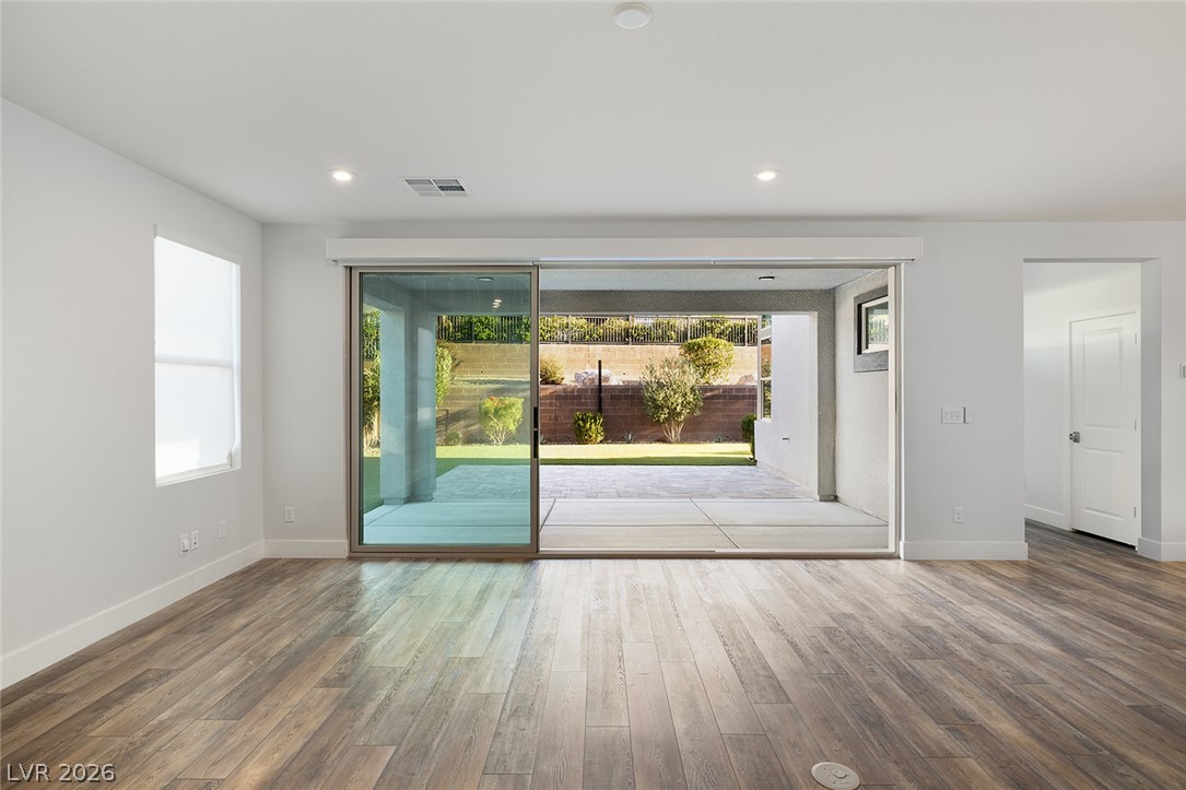 9689 Starlight Ridge Avenue Las Vegas NV 89148