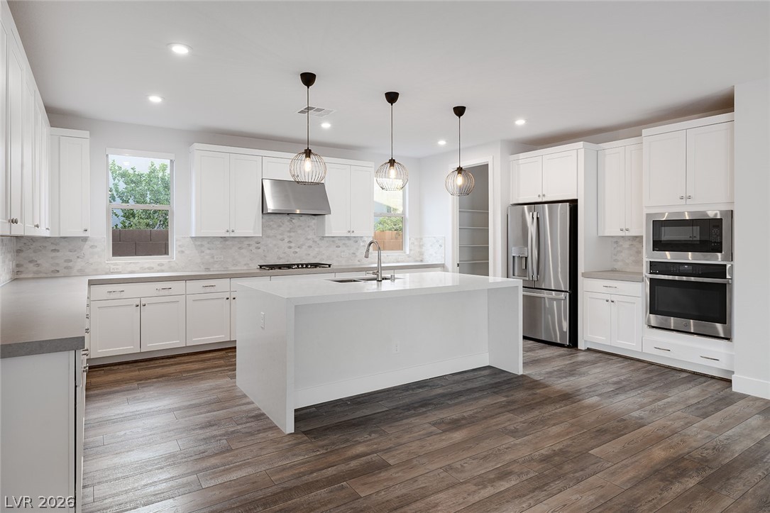9689 Starlight Ridge Avenue Las Vegas NV 89148