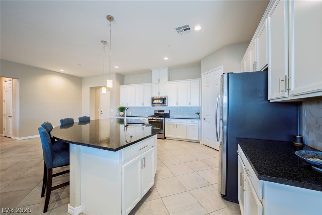 512 Heritage Bridge Avenue Henderson NV 89011