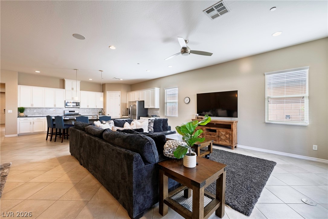 512 Heritage Bridge Avenue Henderson NV 89011