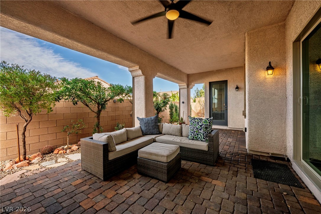 512 Heritage Bridge Avenue Henderson NV 89011