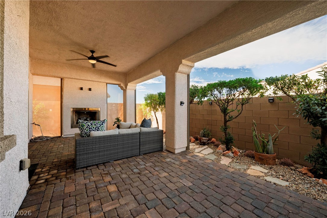 512 Heritage Bridge Avenue Henderson NV 89011