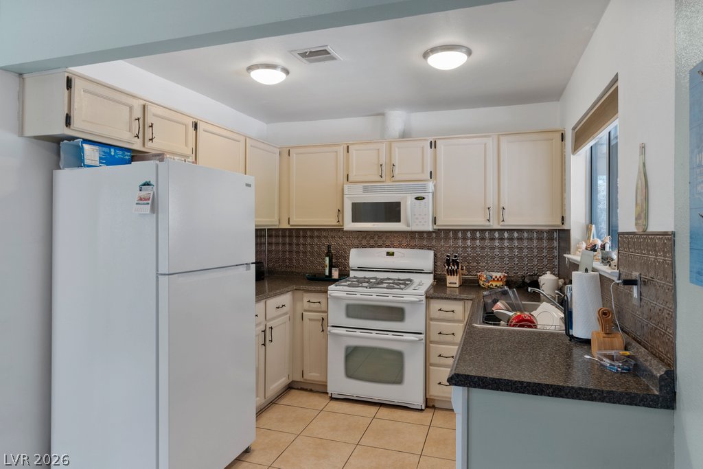 2256 Sabroso Street Las Vegas NV 89156