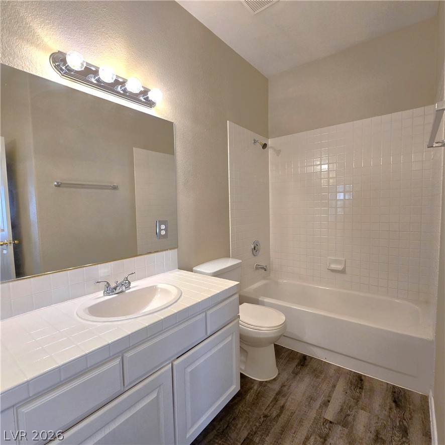 1445 Castle Crest Drive Las Vegas NV 89117