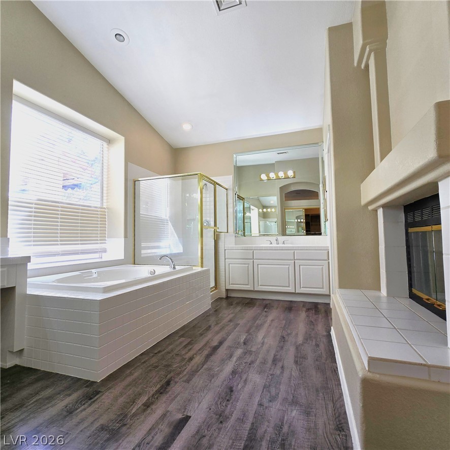 1445 Castle Crest Drive Las Vegas NV 89117