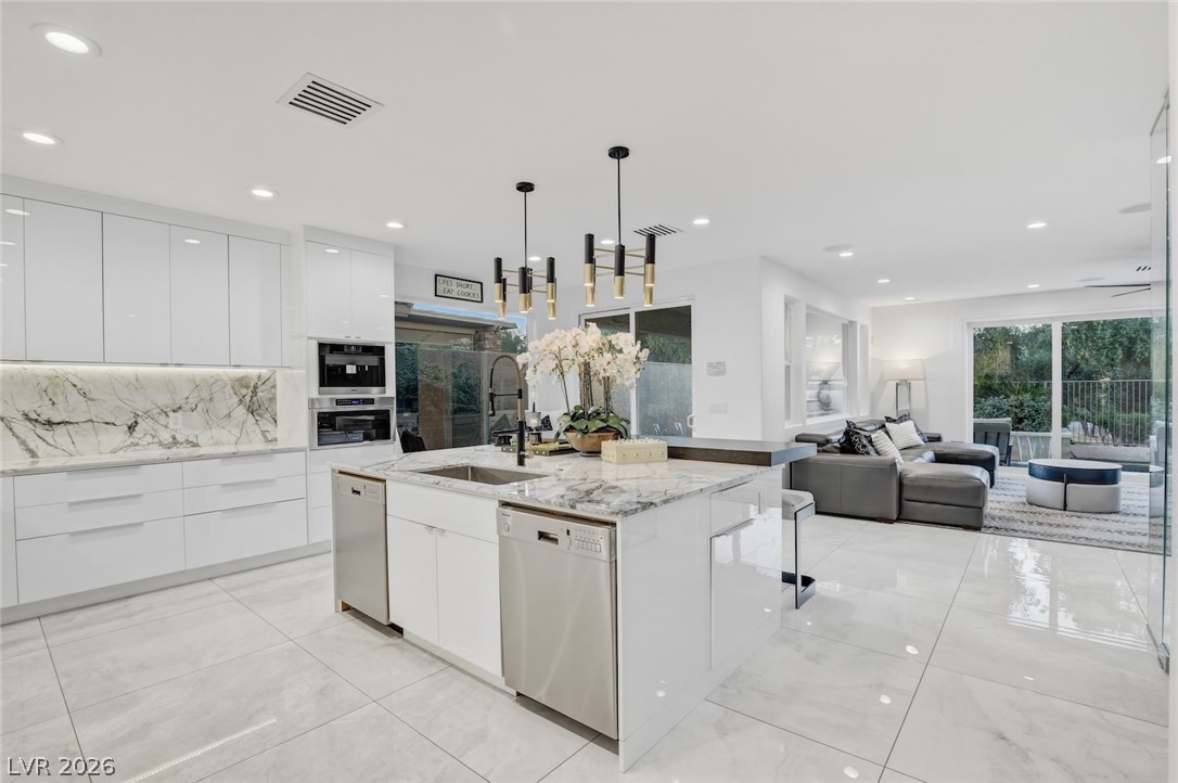 10736 Penhurst Way Las Vegas NV 89135