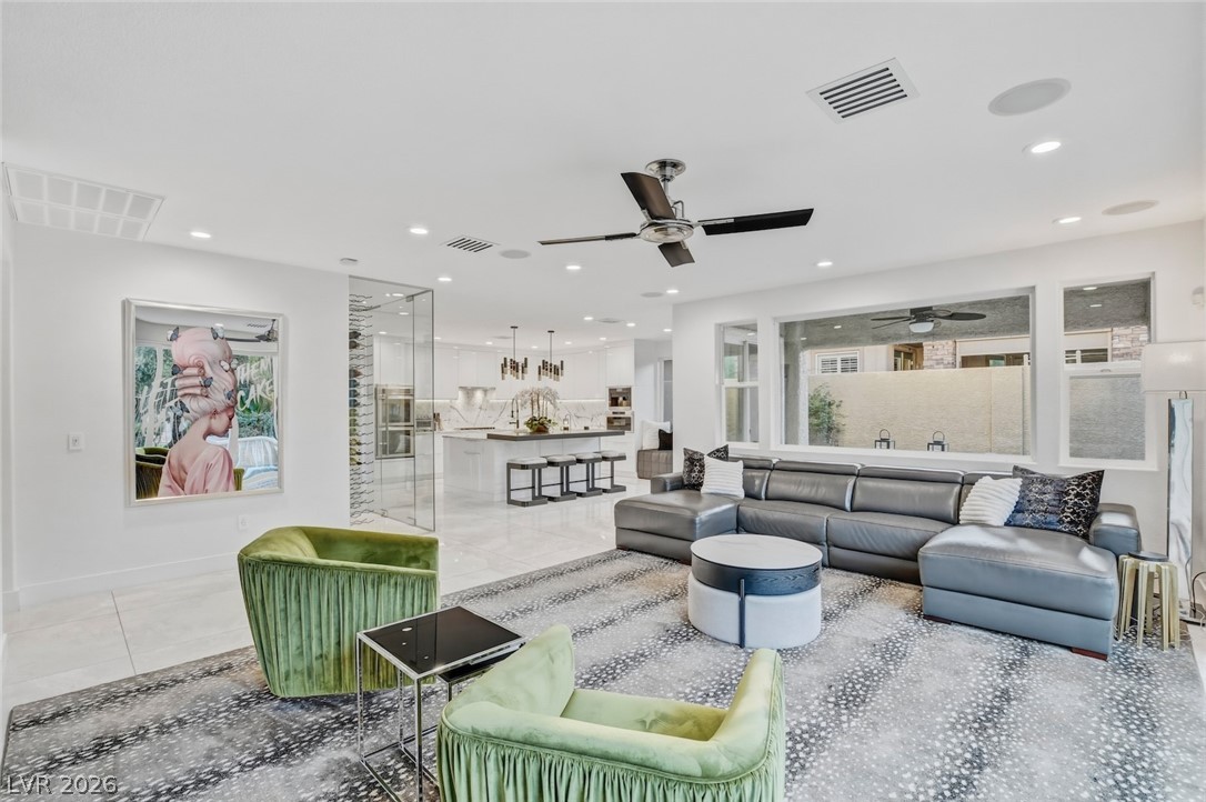 10736 Penhurst Way Las Vegas NV 89135