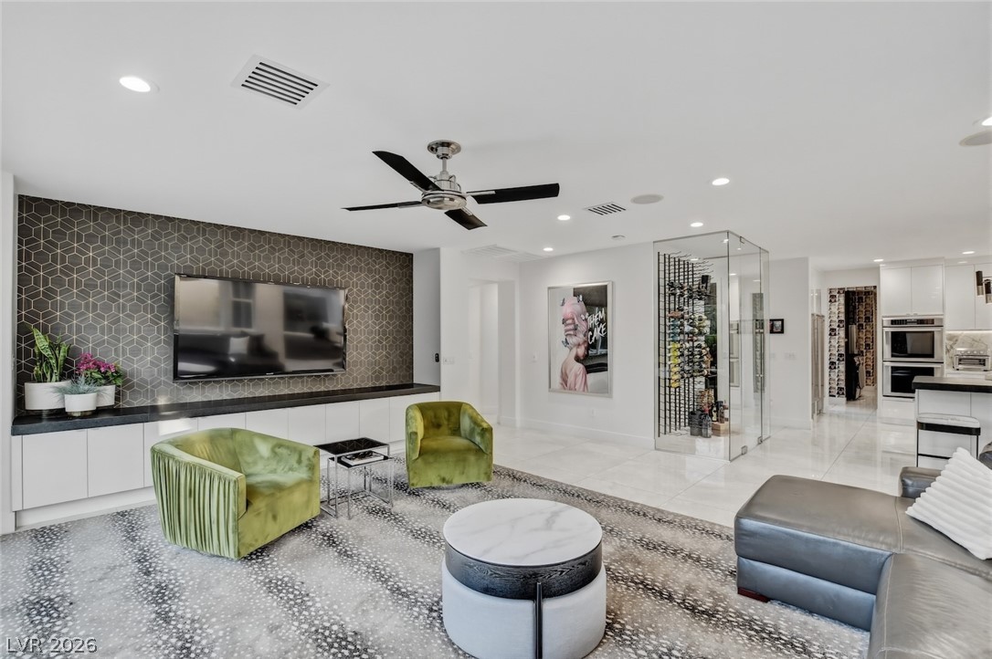 10736 Penhurst Way Las Vegas NV 89135