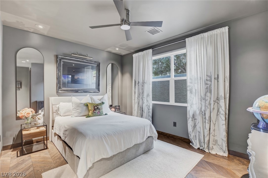 10736 Penhurst Way Las Vegas NV 89135