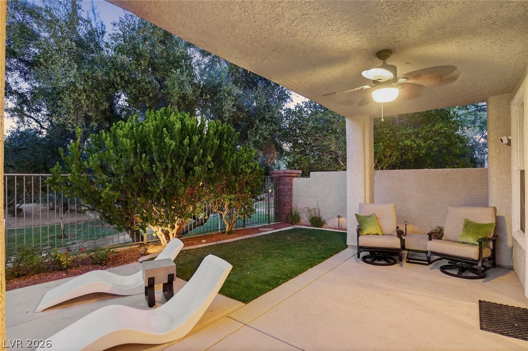 10736 Penhurst Way Las Vegas NV 89135