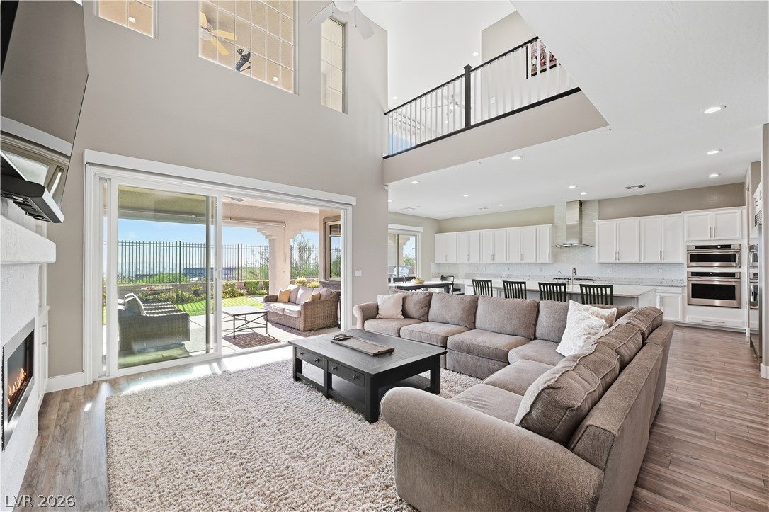 216 Highspring Street Las Vegas NV 89138