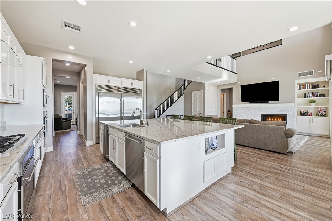 216 Highspring Street Las Vegas NV 89138