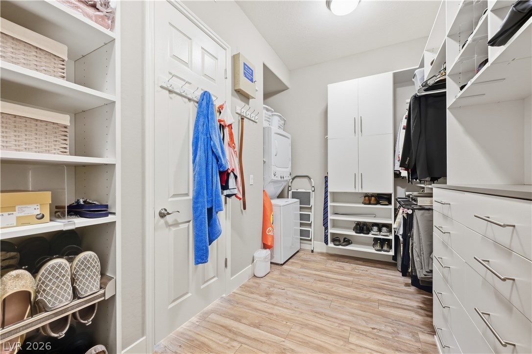 216 Highspring Street Las Vegas NV 89138