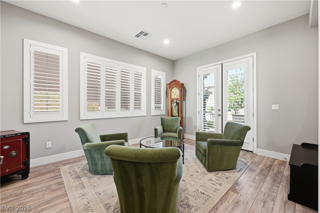 216 Highspring Street Las Vegas NV 89138