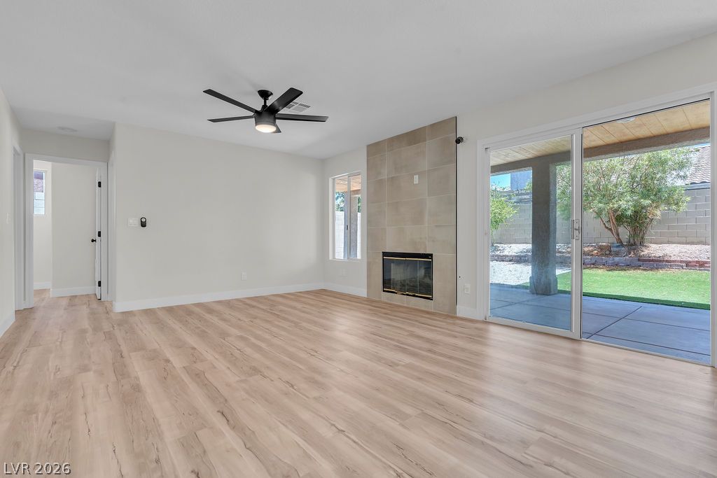 2060 Fallsburg Way Henderson NV 89002