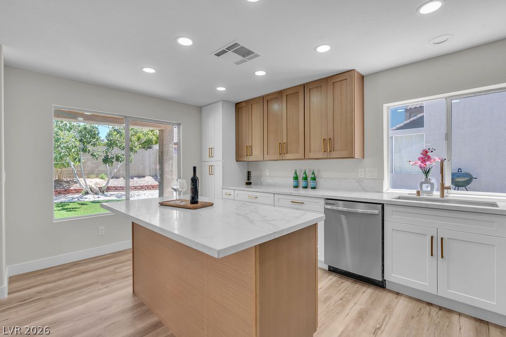 2060 Fallsburg Way Henderson NV 89002