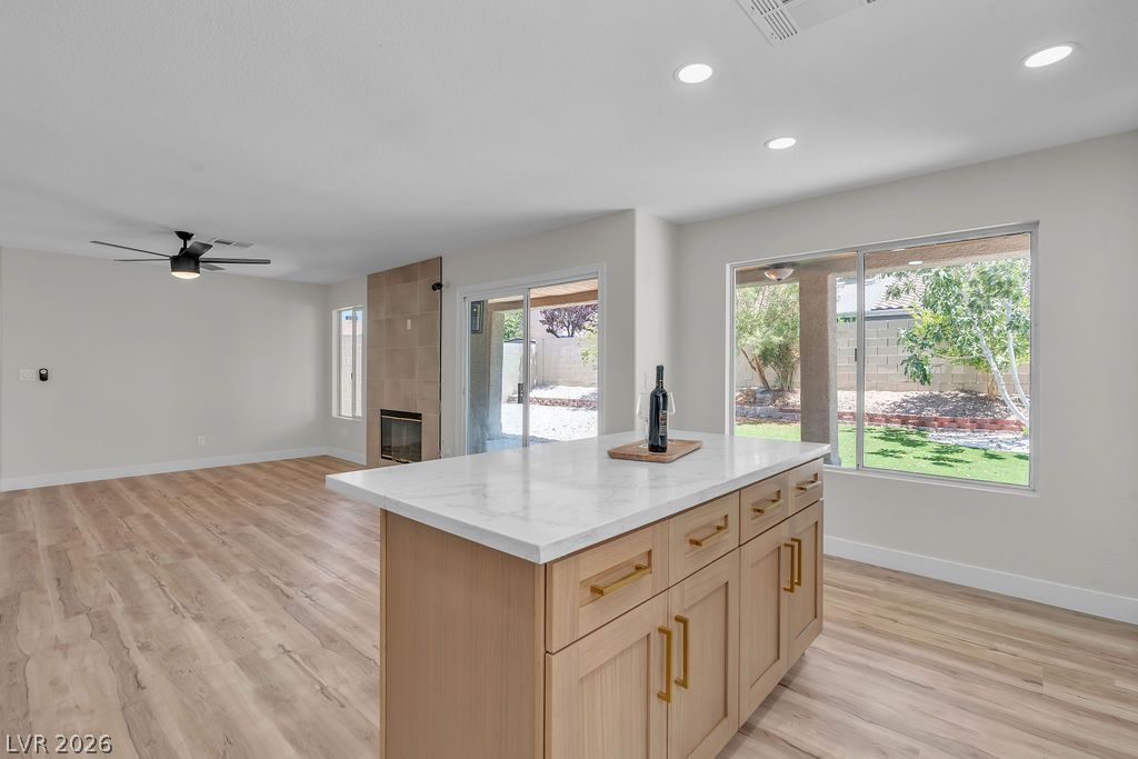 2060 Fallsburg Way Henderson NV 89002