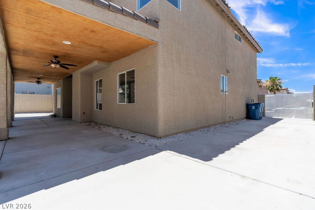 2060 Fallsburg Way Henderson NV 89002