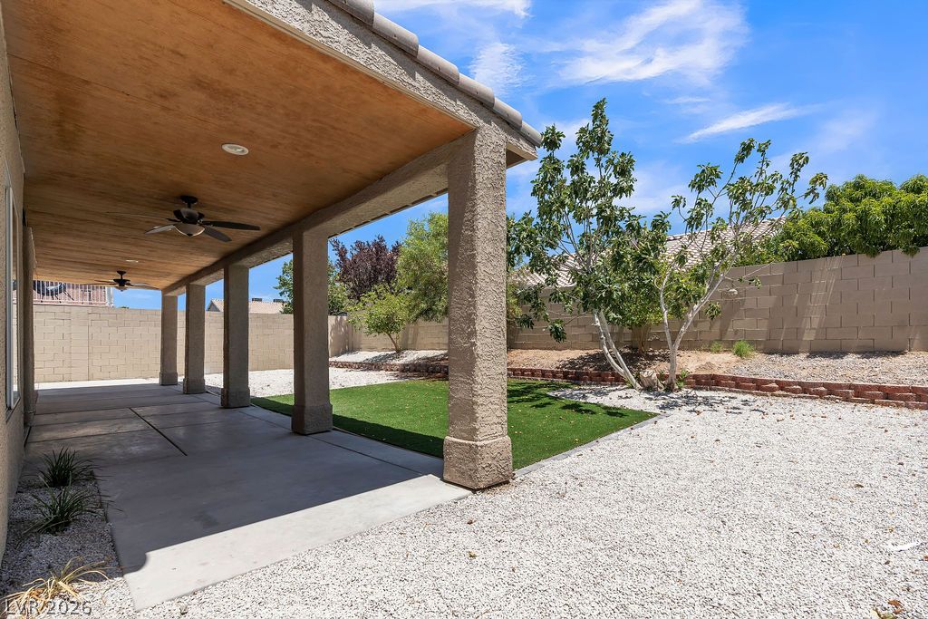2060 Fallsburg Way Henderson NV 89002
