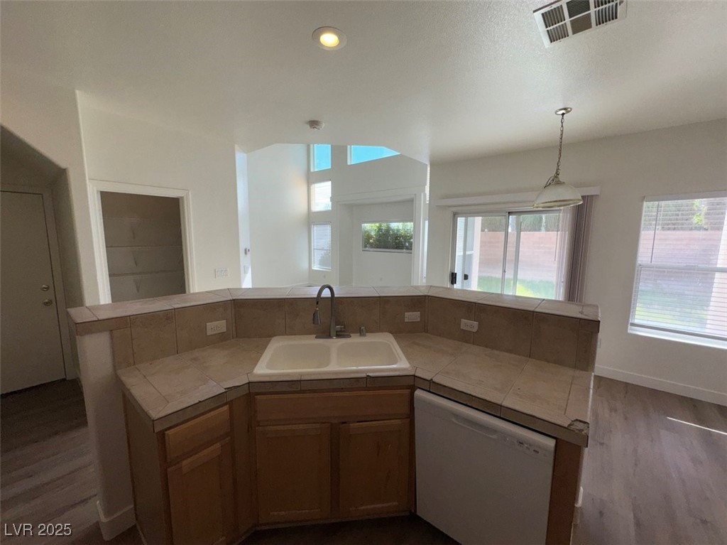 7633 Rainbow Cove Drive Las Vegas NV 89131