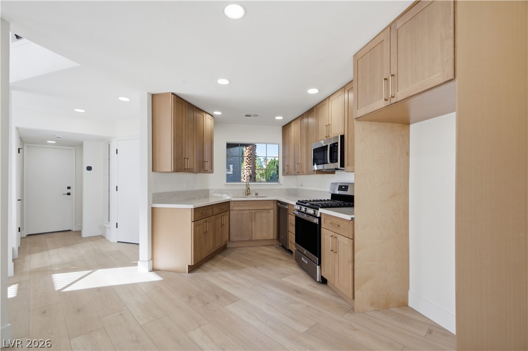 6608 Kirwan Heights Way Las Vegas NV 89108