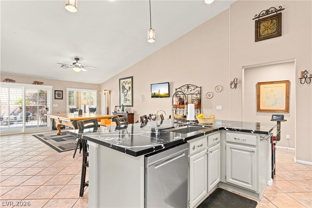 176 Ridge Crossing Avenue Henderson NV 89002
