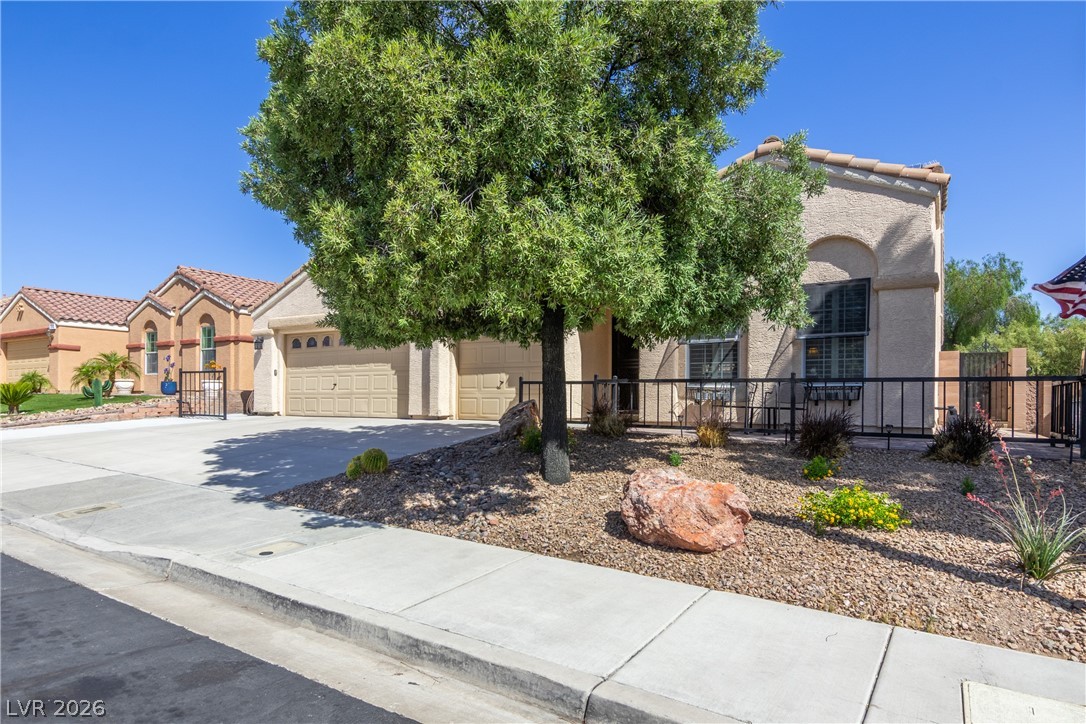 176 Ridge Crossing Avenue Henderson NV 89002