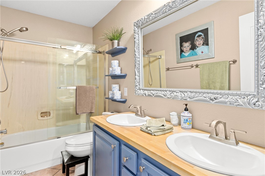 176 Ridge Crossing Avenue Henderson NV 89002