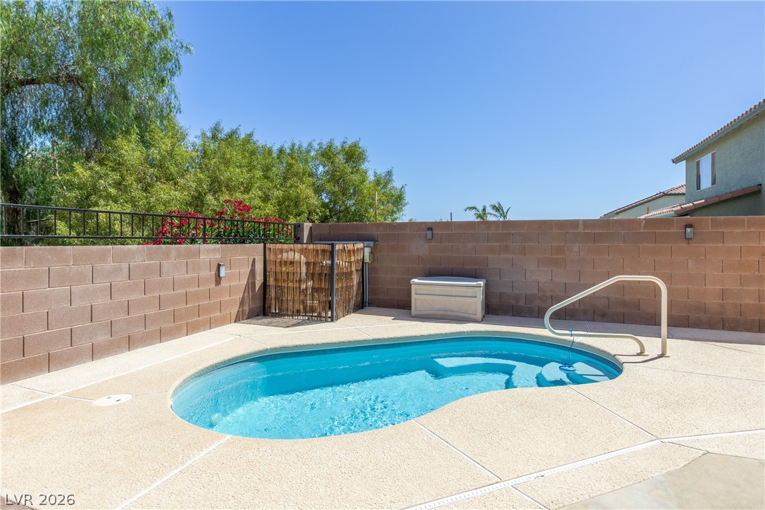 176 Ridge Crossing Avenue Henderson NV 89002