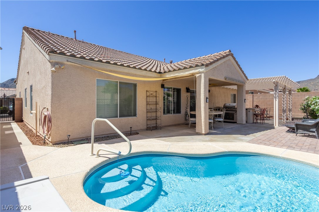 176 Ridge Crossing Avenue Henderson NV 89002
