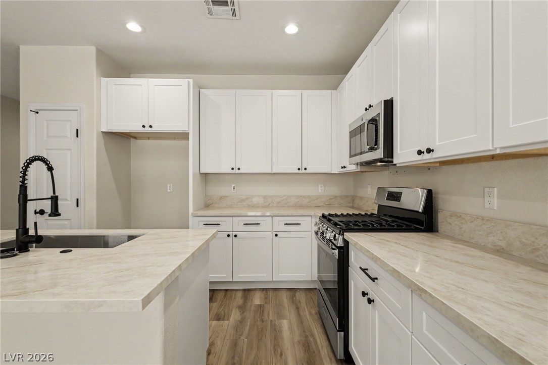 2922 Mastercraft Avenue North Las Vegas NV 89031