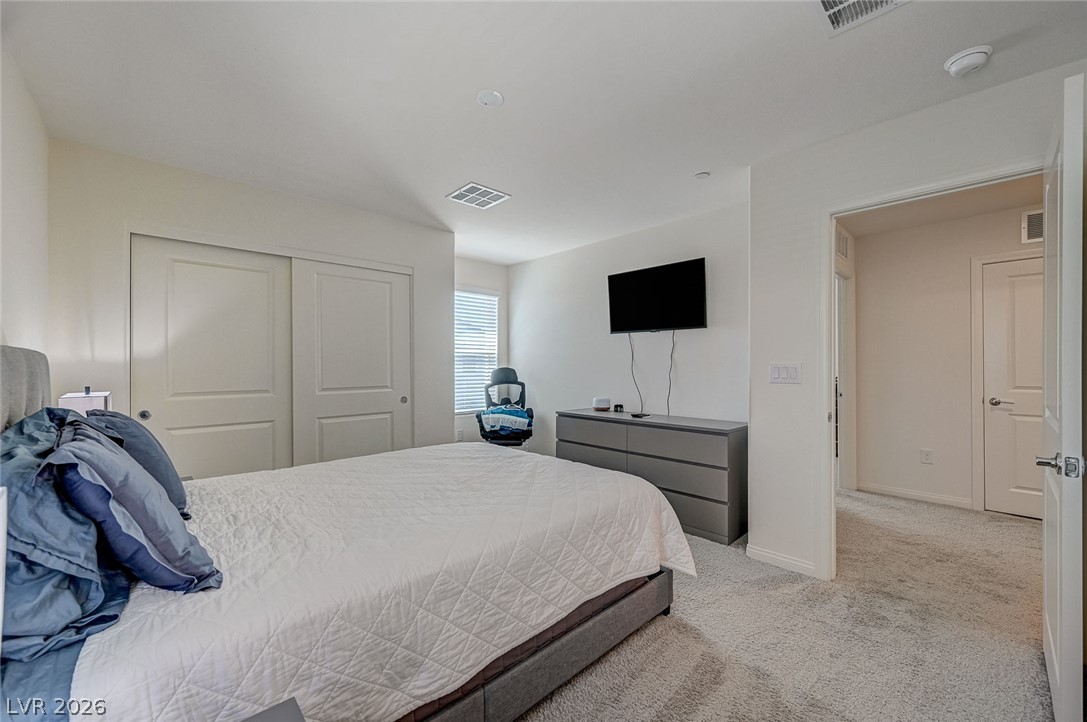 2774 Champagne Gold Avenue North Las Vegas NV 89086