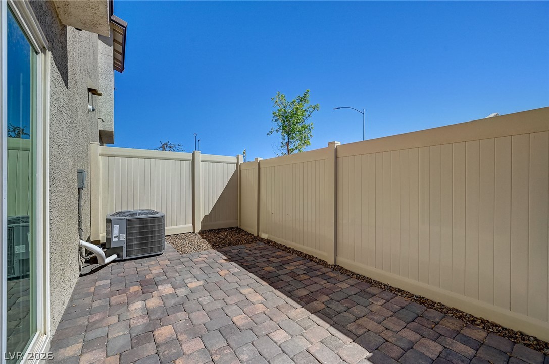 2774 Champagne Gold Avenue North Las Vegas NV 89086
