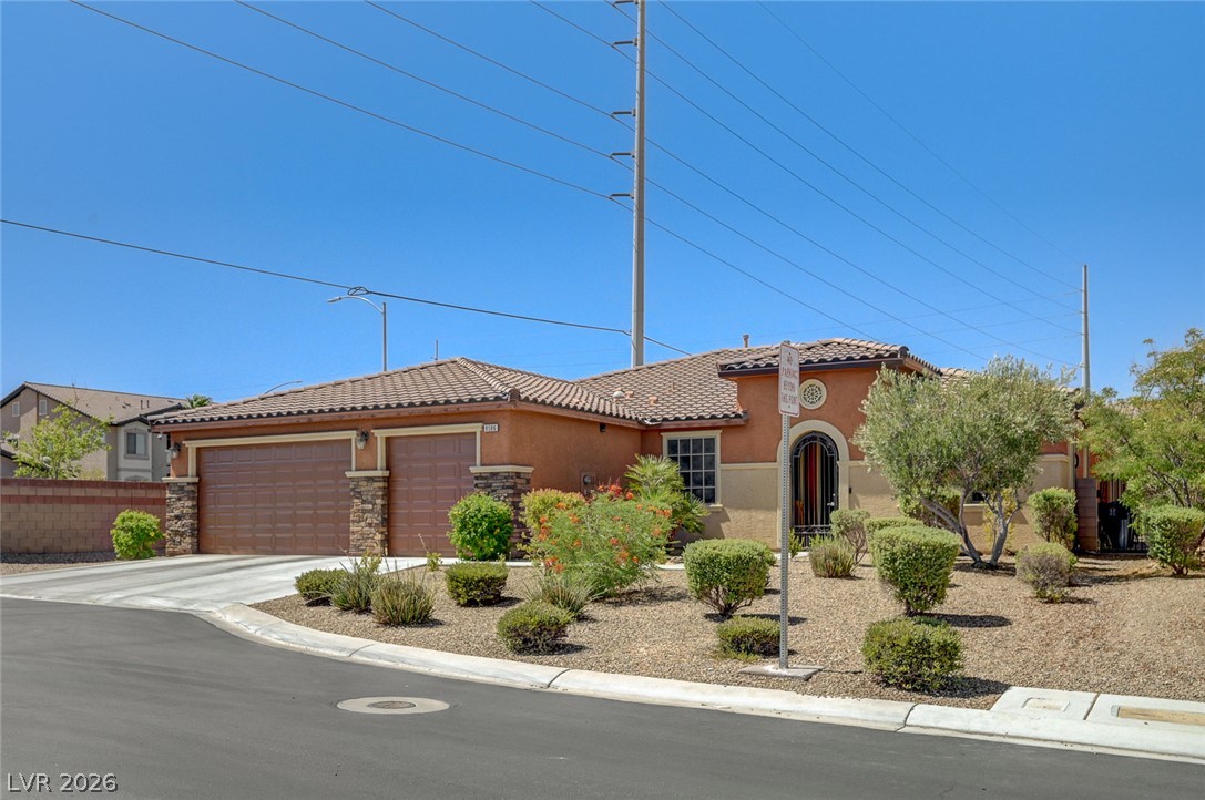 8586 Monument Lake Court Las Vegas NV 89113