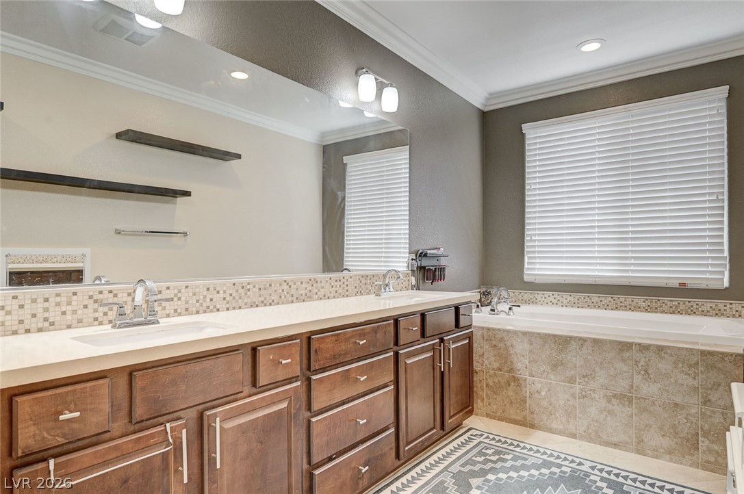 8586 Monument Lake Court Las Vegas NV 89113