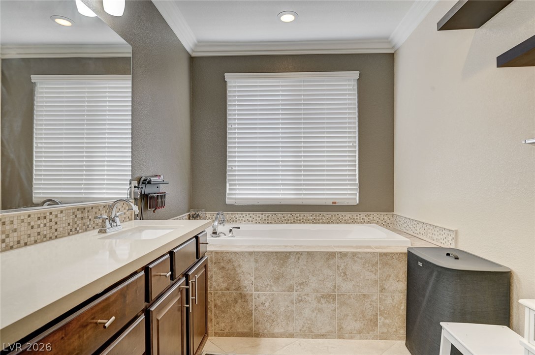 8586 Monument Lake Court Las Vegas NV 89113