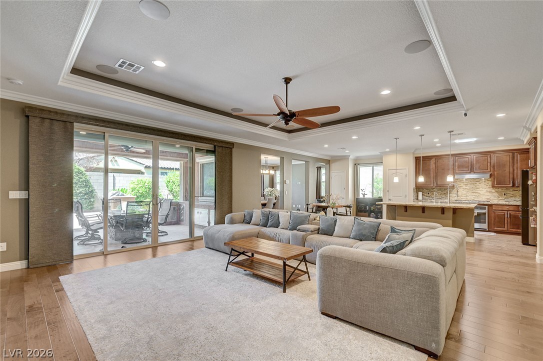 8586 Monument Lake Court Las Vegas NV 89113