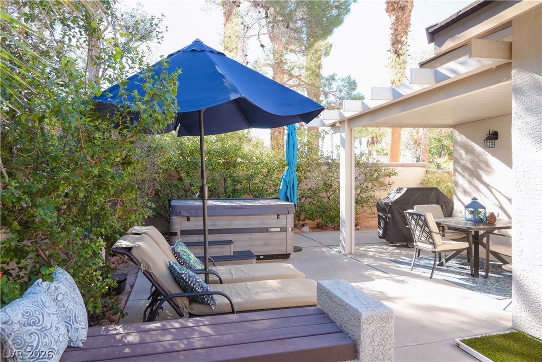 2047 Smoketree Village Circle Henderson NV 89012