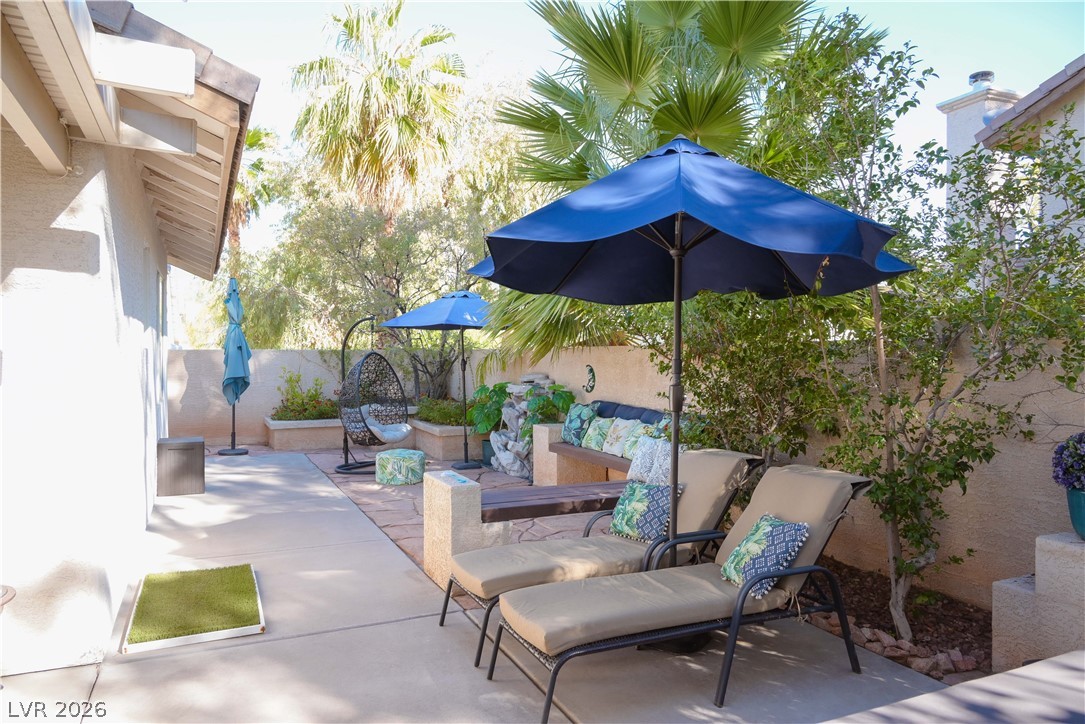2047 Smoketree Village Circle Henderson NV 89012