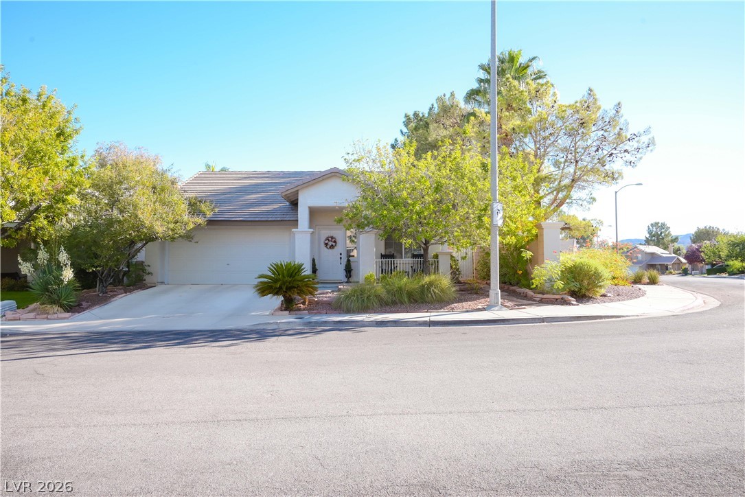 2047 Smoketree Village Circle Henderson NV 89012