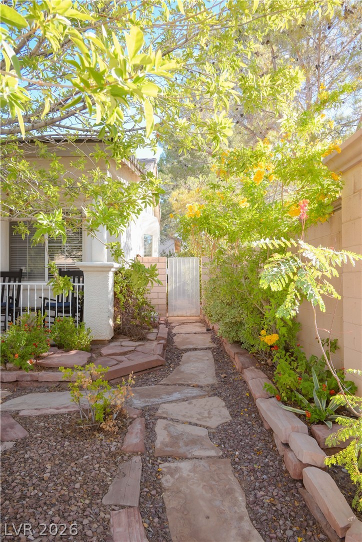 2047 Smoketree Village Circle Henderson NV 89012