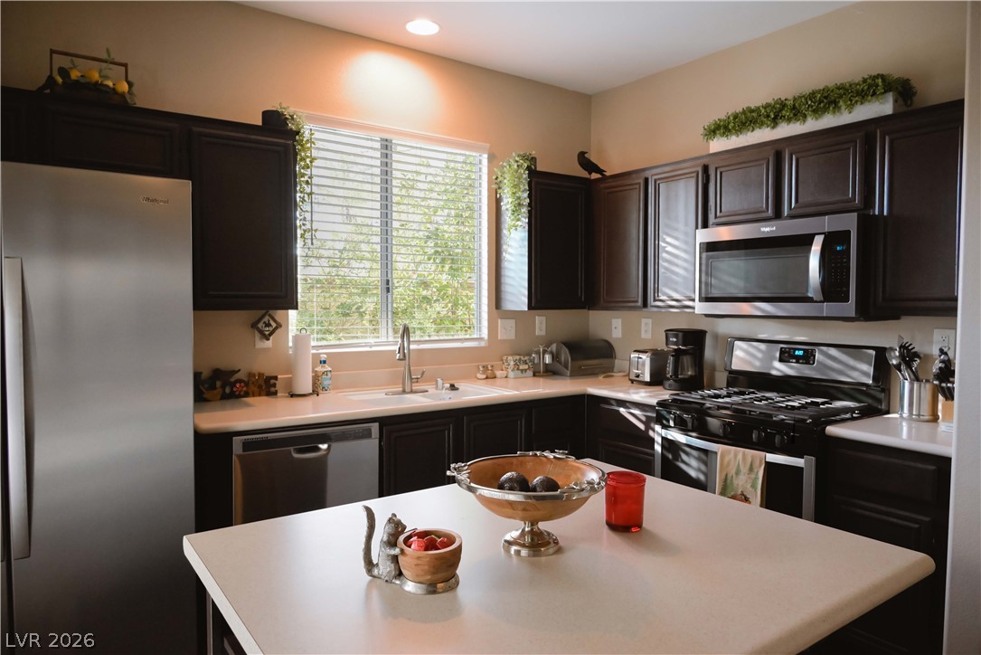 2047 Smoketree Village Circle Henderson NV 89012