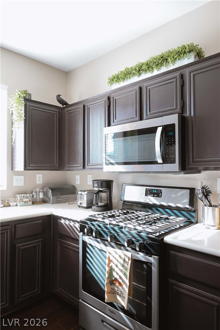2047 Smoketree Village Circle Henderson NV 89012