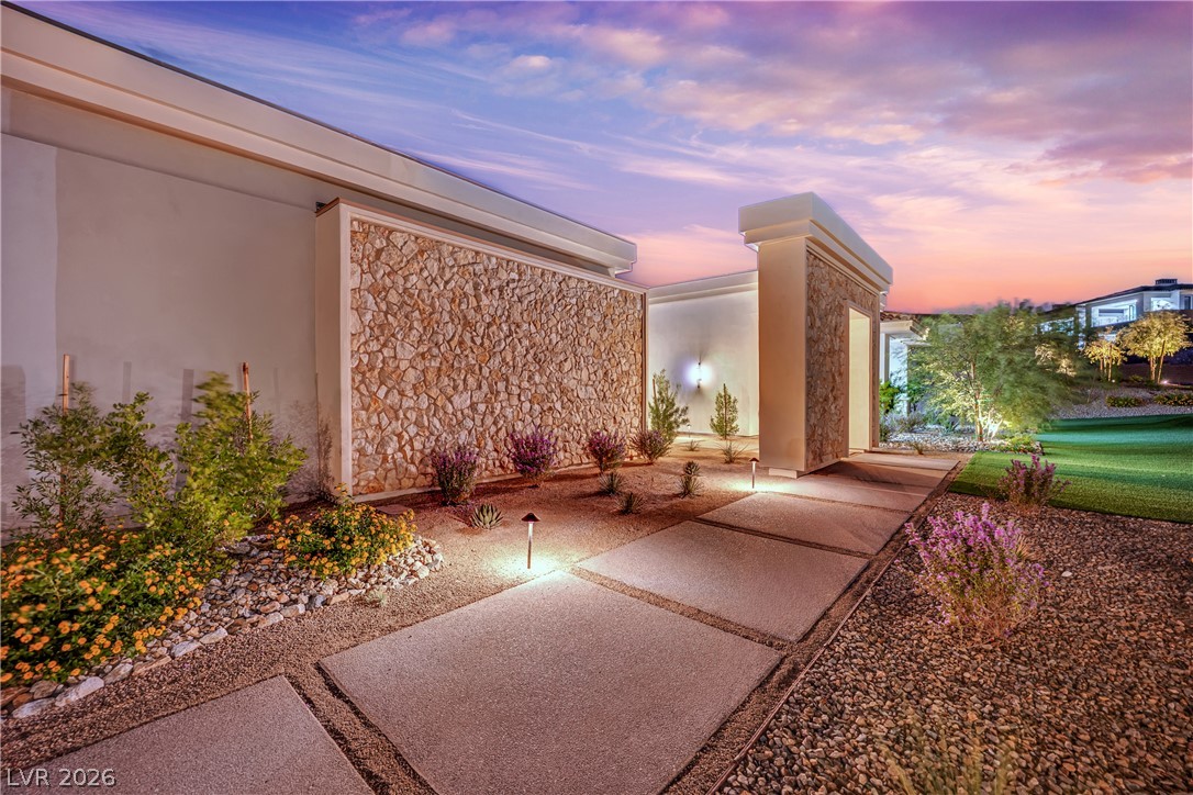 20 Olympia Canyon Way Las Vegas NV 89141