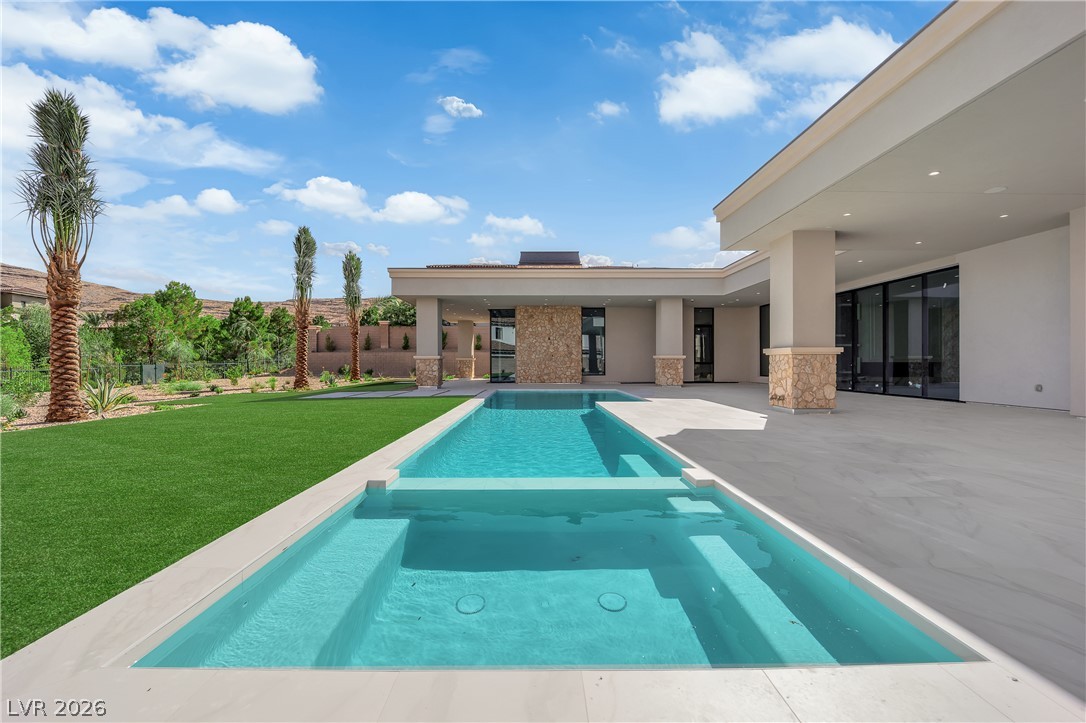 20 Olympia Canyon Way Las Vegas NV 89141