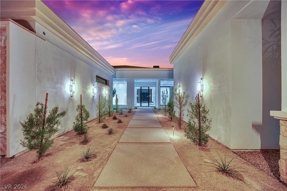 20 Olympia Canyon Way Las Vegas NV 89141